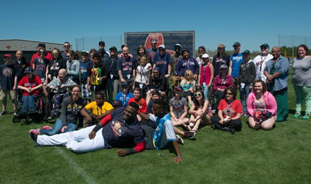 David Ortiz shares spring training with pediatric patients