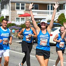 Falmouth Road Race runners - 2021
